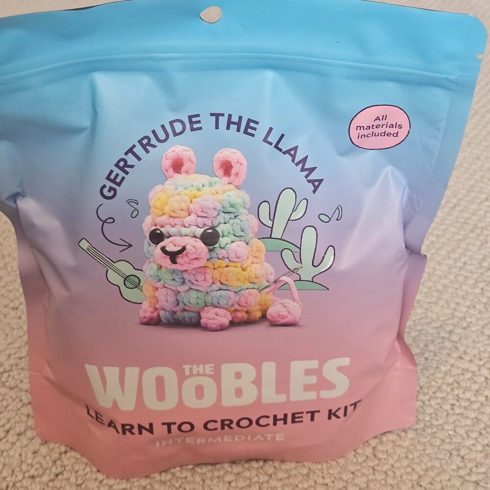 Woobles Intermediate Crochet Kit - Gertrude the Llama